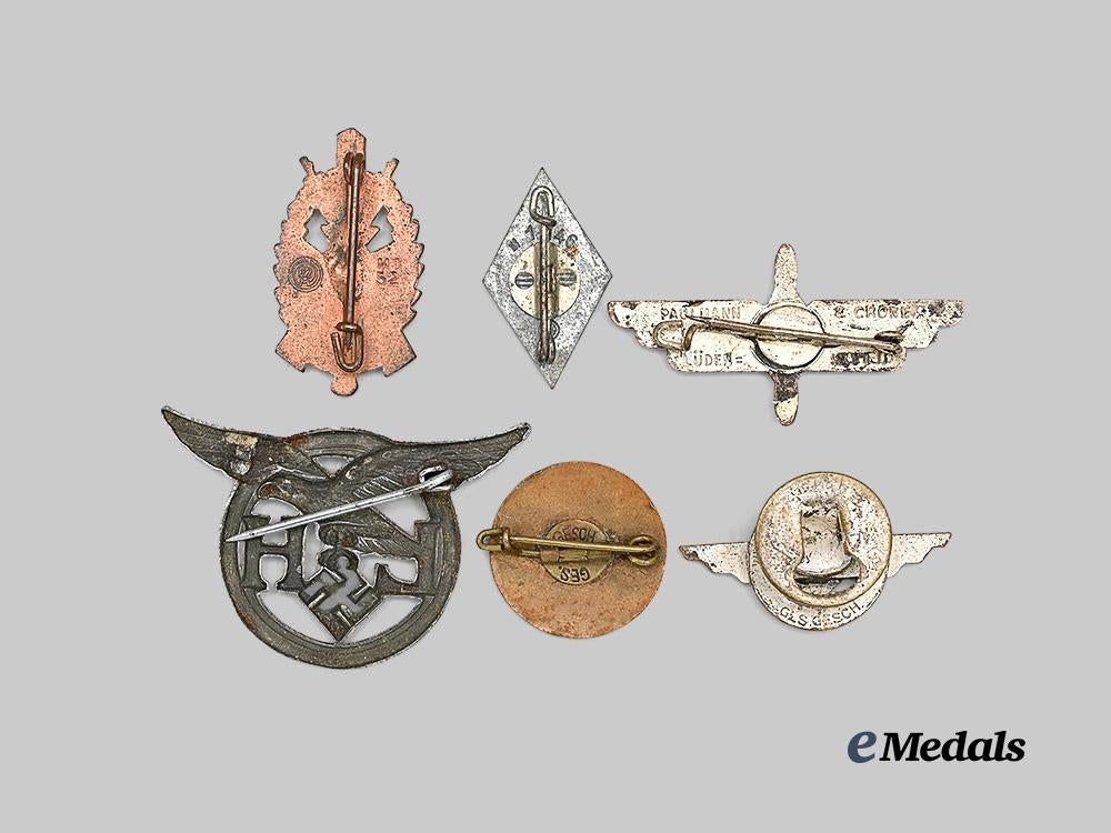 germany,_third_reich._a_mixed_lot_of_badges_e_medals__g61934_3