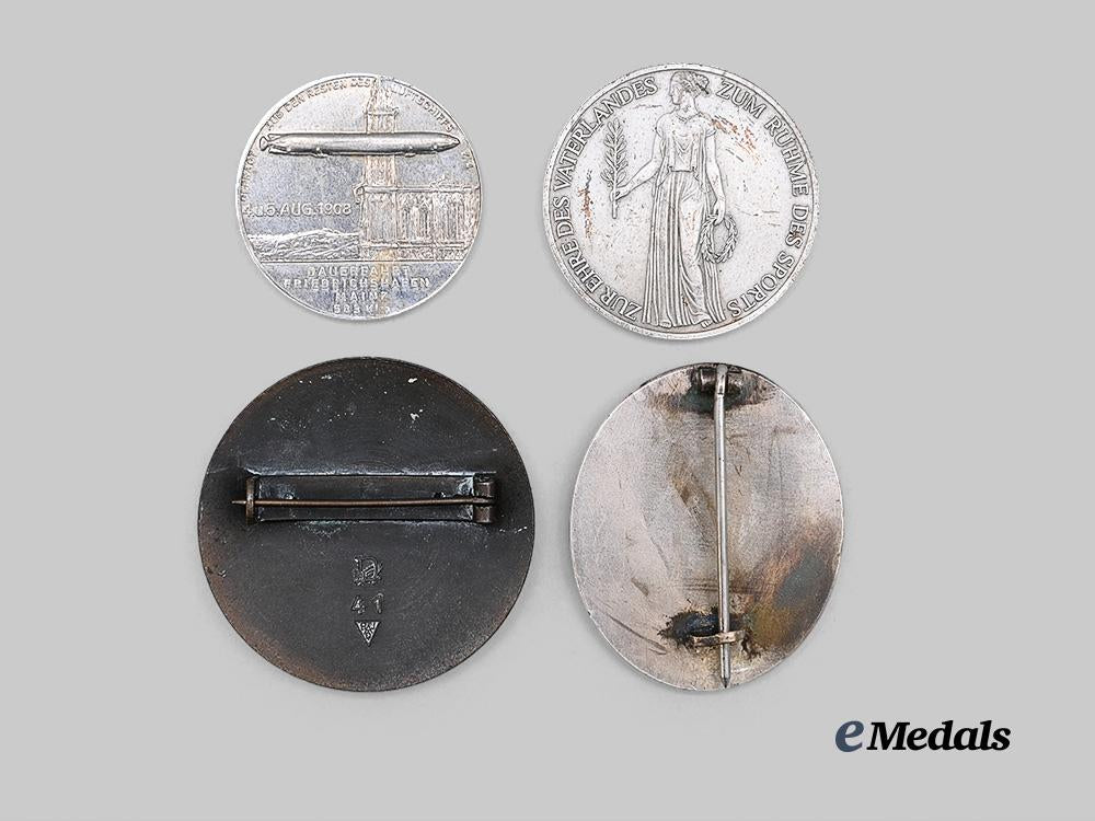 germany,_third_reich._a_mixed_lot_of_badges_and_medallions_e_medals__g61939_3