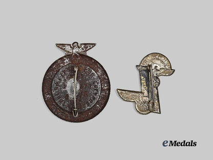 germany,_third_reich._a_pair_of_commemorative_badges_e_medals__g61943_3