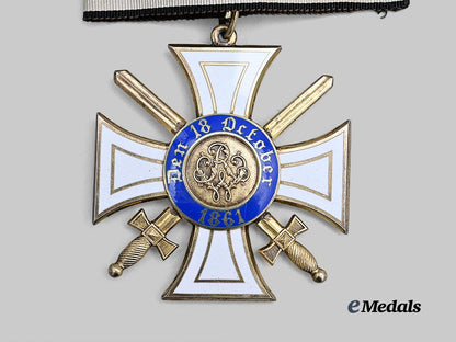 prussia,_kingdom._an_order_of_the_crown,_i_i_class_cross_with_swords,_by_johann_wagner&_sohn_c.1916_e_medals__g61957_4
