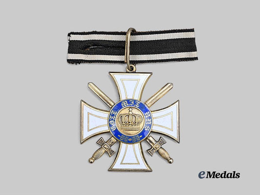 prussia,_kingdom._an_order_of_the_crown,_i_i_class_cross_with_swords,_by_johann_wagner&_sohn_c.1916_e_medals__g61957_5