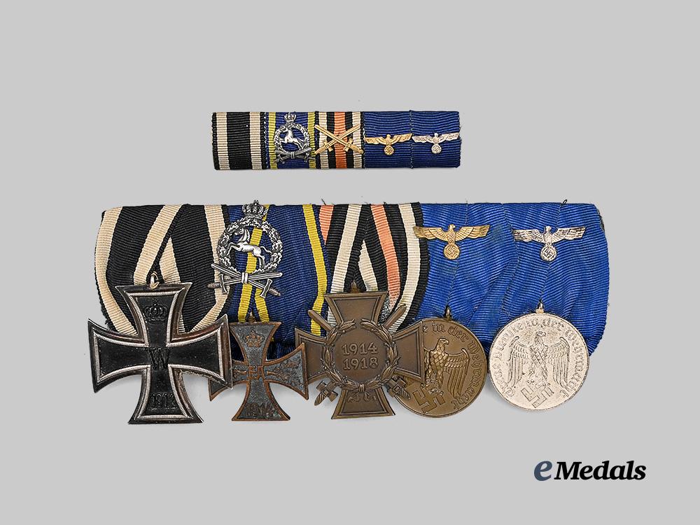germany,_imperial._a_long_service_medal_bar_for_a_braunschweig_first_world_war_combatant,_with_ribbon_bar_e_medals__g61961_2