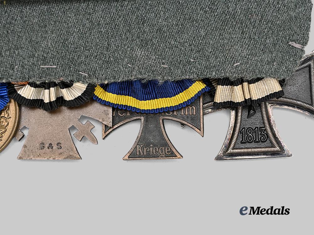 germany,_imperial._a_long_service_medal_bar_for_a_braunschweig_first_world_war_combatant,_with_ribbon_bar_e_medals__g61961_6