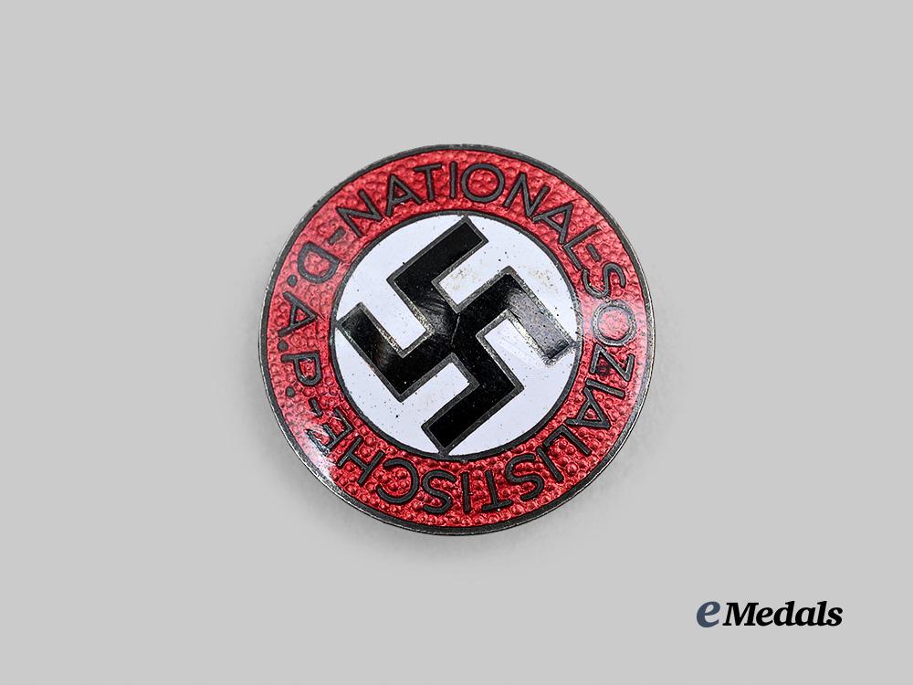 germany,_n_s_d_a_p._a_membership_badge,_boutonniere_version,_by_karl_wurster_e_medals__g61968_2