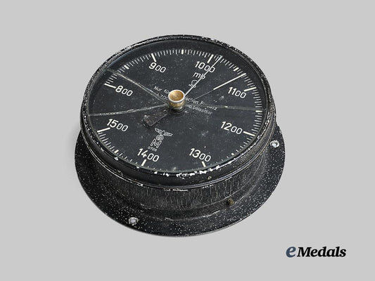 germany,_kriegsmarine._a_u-_boat_barometer,_by_g._lufft_metallbarometerfabrik_e_medals__g61973_4