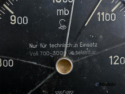germany,_kriegsmarine._a_u-_boat_barometer,_by_g._lufft_metallbarometerfabrik_e_medals__g61973_5