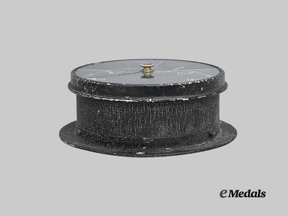 germany,_kriegsmarine._a_u-_boat_barometer,_by_g._lufft_metallbarometerfabrik_e_medals__g61973_7