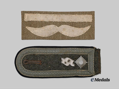 germany,_wehrmacht._a_pair_of_uniform_insignia_e_medals__g61993_2