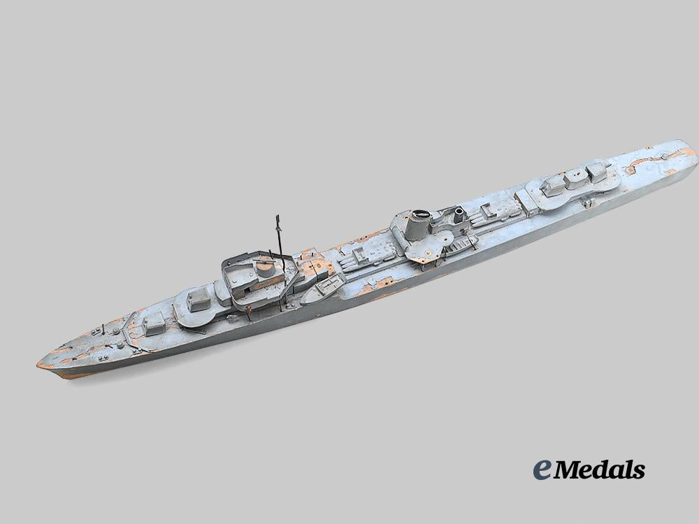germany,_kriegsmarine._a_wartime_destroyer_desk_model_e_medals__g62019_2