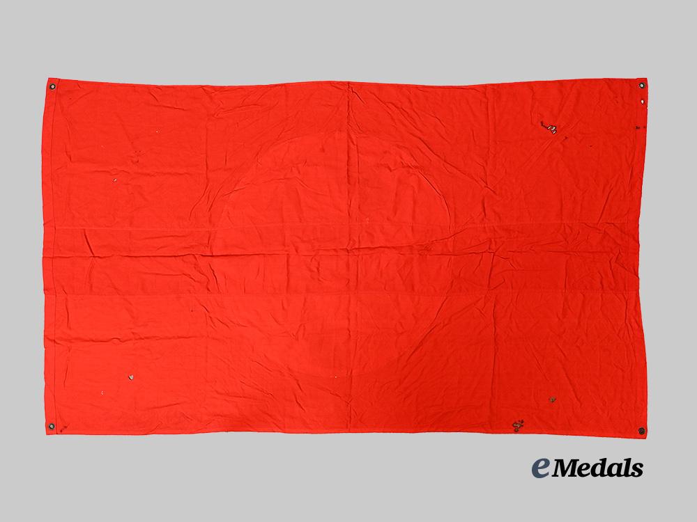 germany,_wehrmacht._a_vehicle_identification_flag,_battle-_damaged_example_e_medals__g62025_4