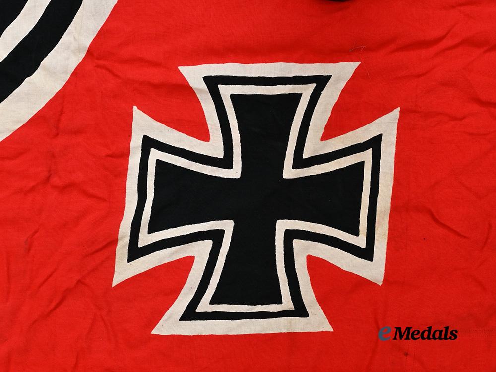 germany,_kriegsmarine._a_national_war_flag,_by_geitel&_co._e_medals__g62027_4