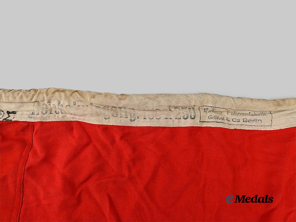germany,_kriegsmarine._a_national_war_flag,_by_geitel&_co._e_medals__g62027_5