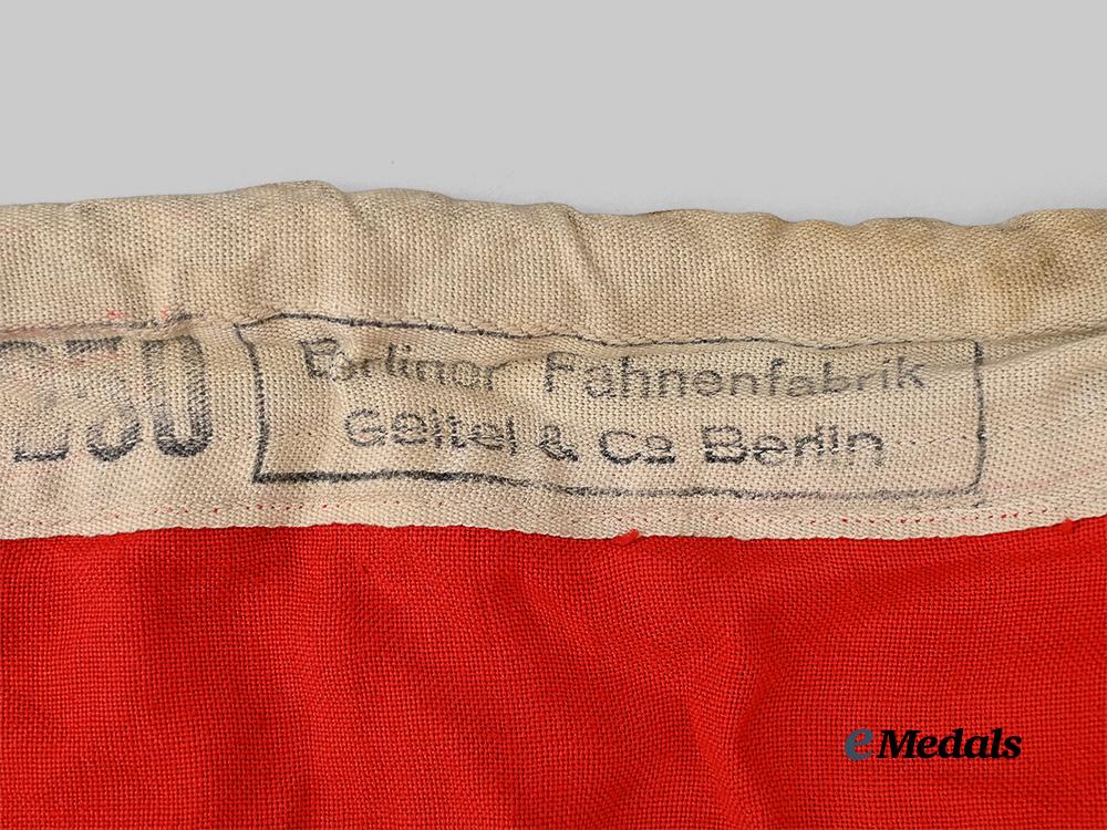 germany,_kriegsmarine._a_national_war_flag,_by_geitel&_co._e_medals__g62027_7