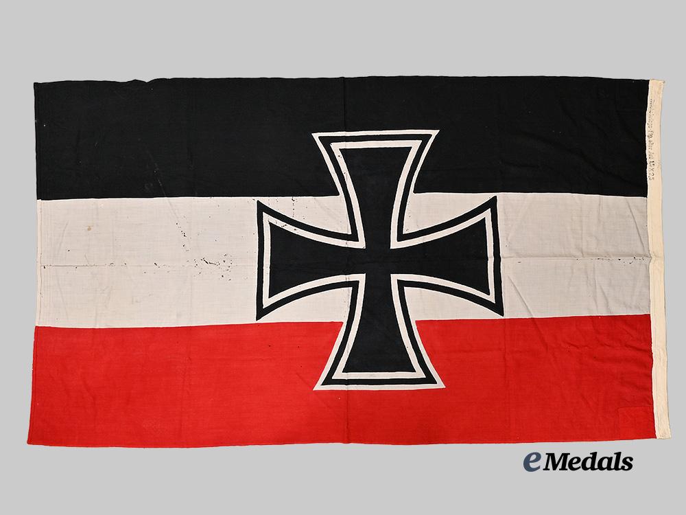 germany,_kriegsmarine._a_large_national_war_ensign_e_medals__g62029_2
