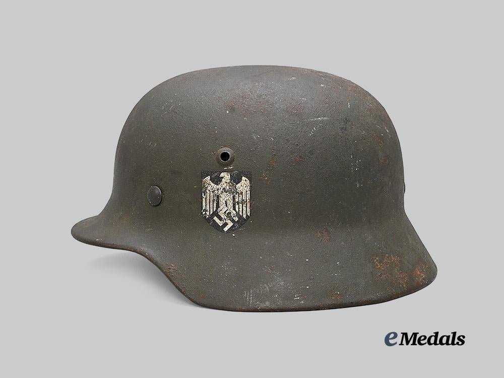 germany,_heer._an_m35_stahlhelm,_single_decal_version,_by_sächsische_emaillier_und_stanzwerke_e_medals__g62030_5
