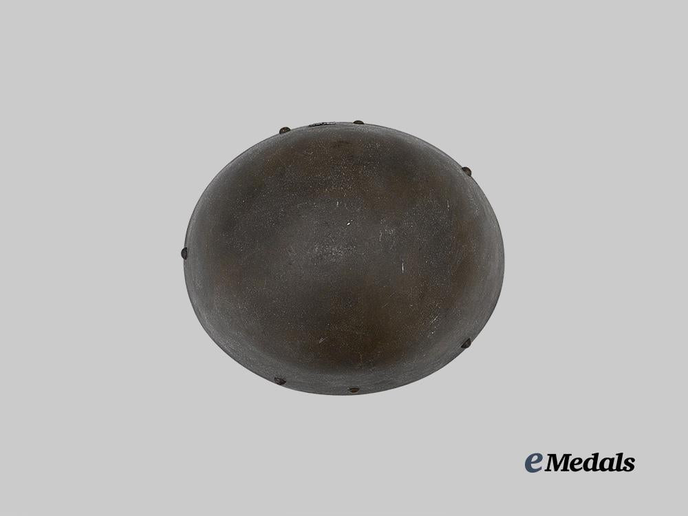 bohemia_and_moravia,_protectorate._a_rare_government_army_m32_steel_helmet_e_medals__g62063_8