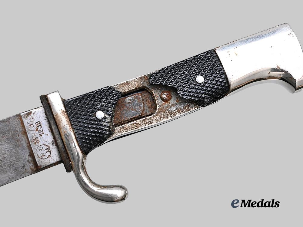 germany,_h_j._a_member’s_knife,_by_late-_issue_example,_by_robert_klaas_e_medals__g62143_5