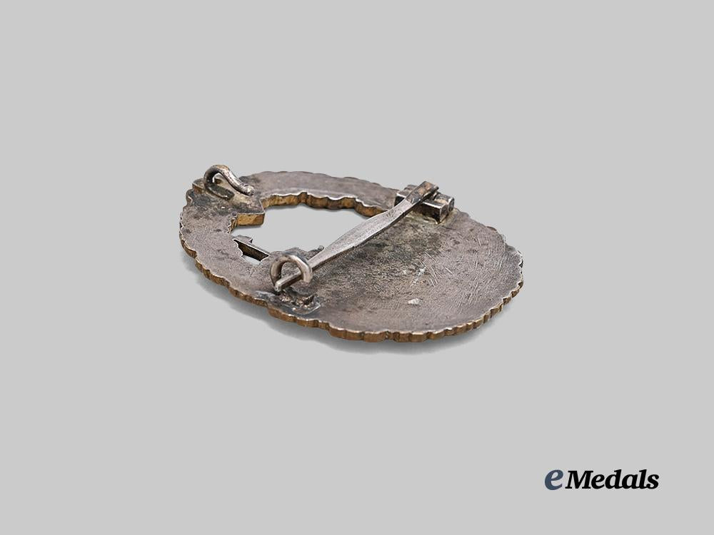 germany,_kriegsmarine._a_destroyer_war_badge,_variation2,_by_b._h._mayer_e_medals__g62167_4