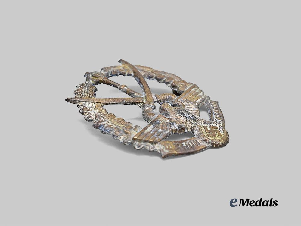 germany,_wehrmacht._an_extremely_rare_young_cossack_school_badge_of_the_x_v_cavalry_corps_e_medals__g62170_5