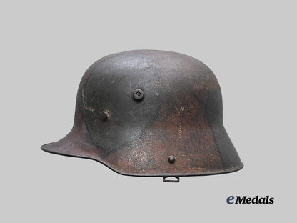 germany,_imperial._a_camouflage_m17_stahlhelm_shell,_by_f._w._quist_e_medals__g62181_5