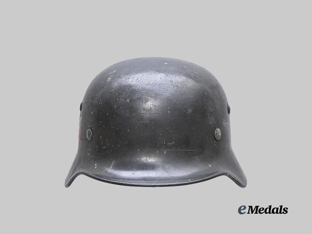 germany,_luftwaffe._an_m35_stahlhelm,_single_decal_example,_by_f._w._quist_e_medals__g62182_2