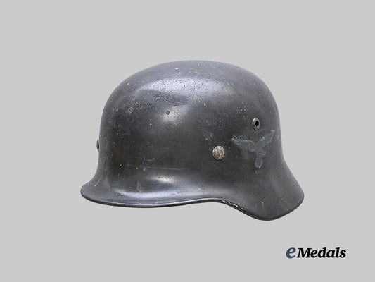 germany,_luftwaffe._an_m35_stahlhelm,_single_decal_example,_by_f._w._quist_e_medals__g62182_4