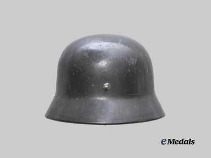 germany,_luftwaffe._an_m35_stahlhelm,_single_decal_example,_by_f._w._quist_e_medals__g62182_9