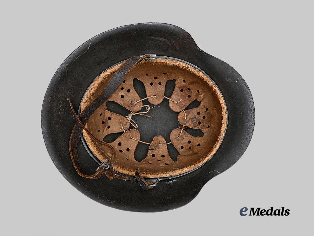 germany,_heer._an_m42_stahlhelm,_by_emaillierwerke_a._g._e_medals__g62183_10