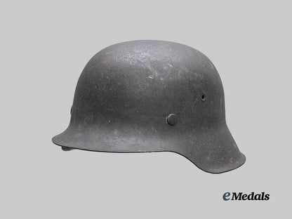 germany,_heer._an_m42_stahlhelm,_by_emaillierwerke_a._g._e_medals__g62183_4