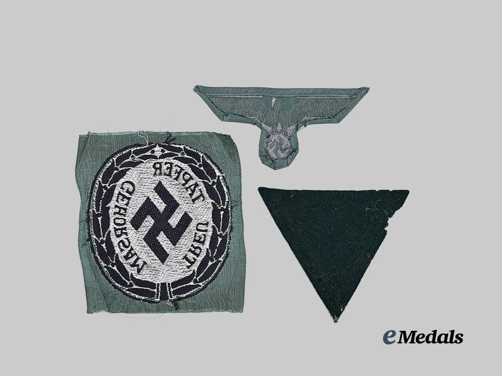 germany,_third_reich._a_mixed_lot_of_insignia_for_heer_and_schutzmannschaft_personnel_e_medals__g62189_3