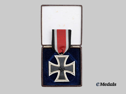 germany,_wehrmacht._a1939_iron_cross_i_i_class,_with_l_d_o_case,_by_hermann_aurich_e_medals__g62192_3