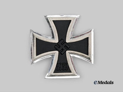 germany,_wehrmacht._a_mint1939_iron_cross_i_class,_with_case,_by_b._h._mayer_e_medals__g62198_5