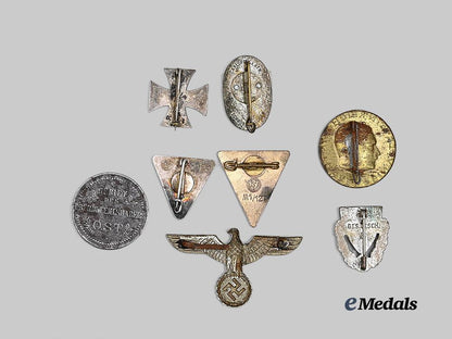 germany,_third_reich._a_mixed_lot_of_badges_and_insignia_e_medals__g62202_3