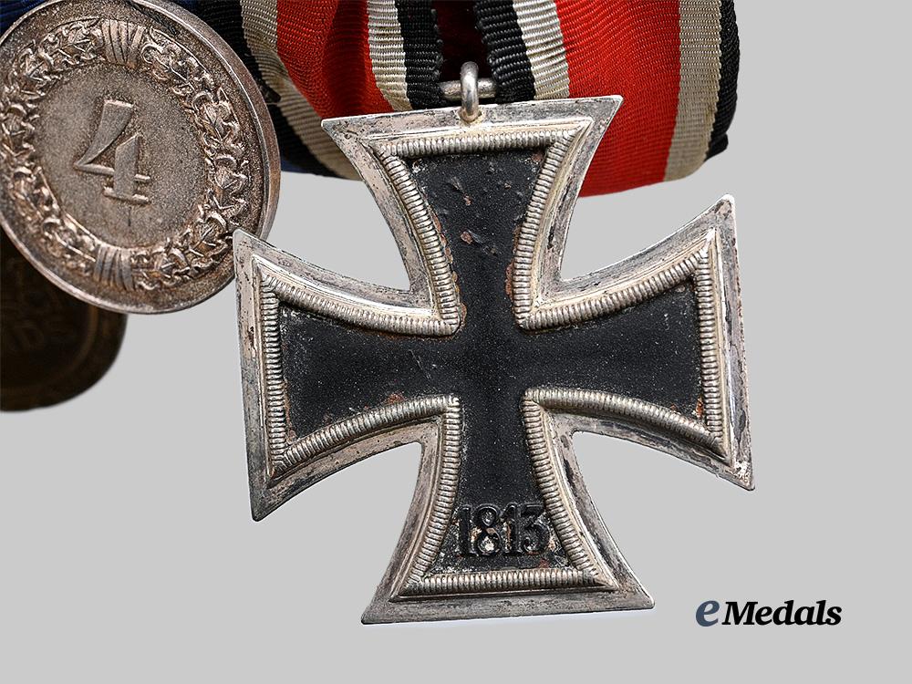 germany,_wehrmacht._a_combatant’s_medal_bar_for_bravery_and_long_service_e_medals__g62221_6