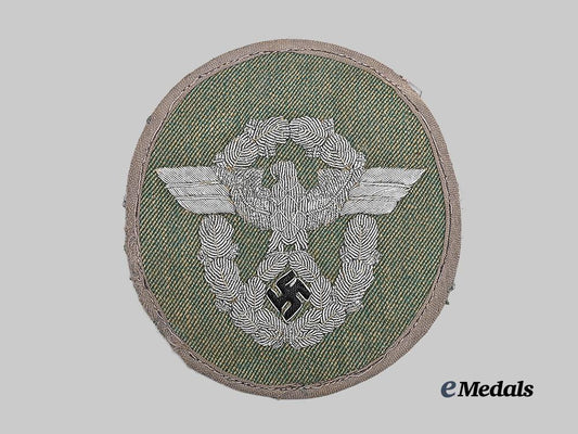 germany,_ordnungspolizei._a_schutzpolizei_sleeve_eagle_for_officer_ranks_e_medals__g62229_2