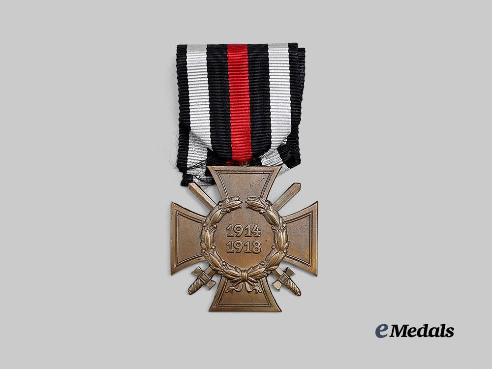 germany,_third_reich._an_honour_cross_of_the_world_war1914/1918_for_combatants,_with_luxury_case,_by_reichsvervand_pforzheim_e_medals__g62236_6