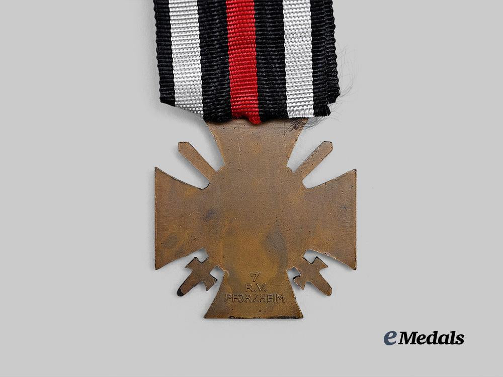 germany,_third_reich._an_honour_cross_of_the_world_war1914/1918_for_combatants,_with_luxury_case,_by_reichsvervand_pforzheim_e_medals__g62236_9
