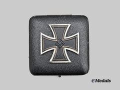 Germany, Wehrmacht. A 1939 Iron Cross I Class, with Case, by Carl Wild