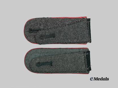 germany,_heer._a_set_of_panzerjäger_unterfeldwebel_shoulder_straps_e_medals__g62250_3