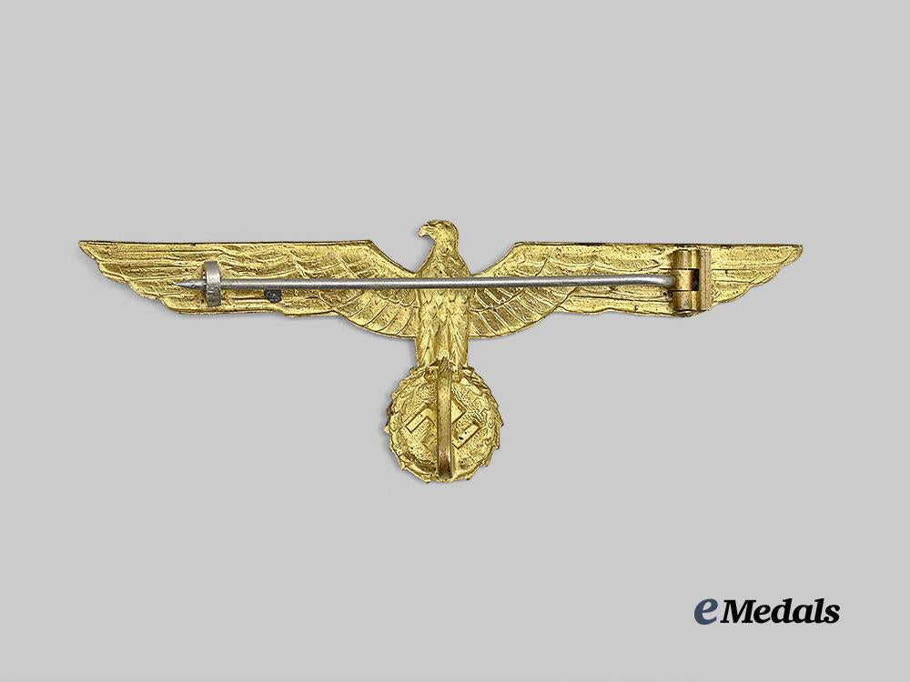 germany,_heer._a_general’s_summer_uniform_breast_eagle_e_medals__g62254_3
