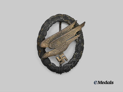 germany,_luftwaffe._a_fallschirmjäger_badge,_type_g,_refurbished_example_by_f._w._assmann&_söhne_e_medals__g62255_2