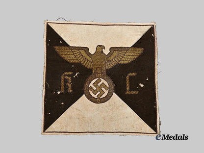 germany,_n_s_d_a_p._a_kreisleiter_vehicle_pennant_banner,1940/41_version_e_medals__g62258_2