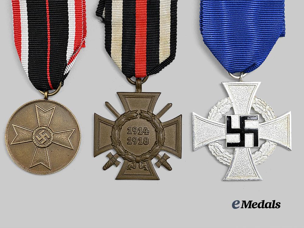 germany,_third_reich._a_mixed_lot_of_awards_for_military_and_civil_service_e_medals__g62269_4