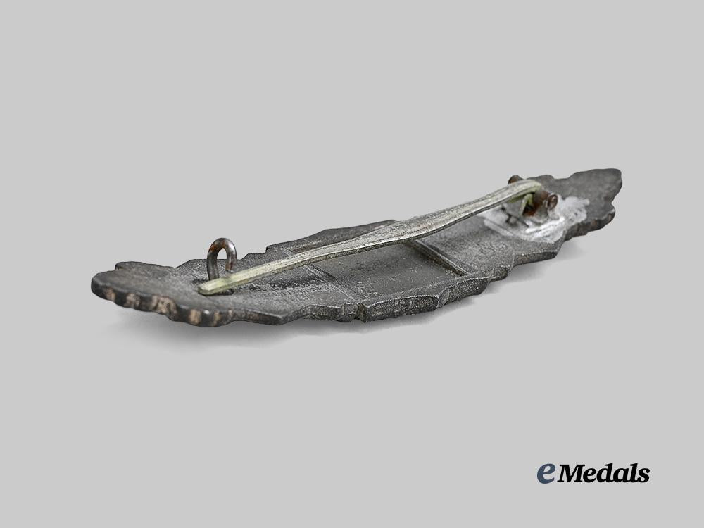 germany,_wehrmacht._a_close_combat_clasp,_silver_grade,_third_pattern_fluted_pin_variant_by_friedrich_linden_e_medals__g62279_4