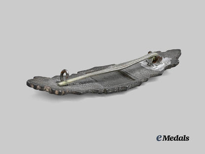 germany,_wehrmacht._a_close_combat_clasp,_silver_grade,_third_pattern_fluted_pin_variant_by_friedrich_linden_e_medals__g62279_4