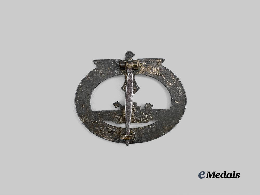 germany,_kriegsmarine._a_u-_boat_war_badge,_unmarked_variation1_example,_by_funcke&_brüninghaus_e_medals__g62289_3