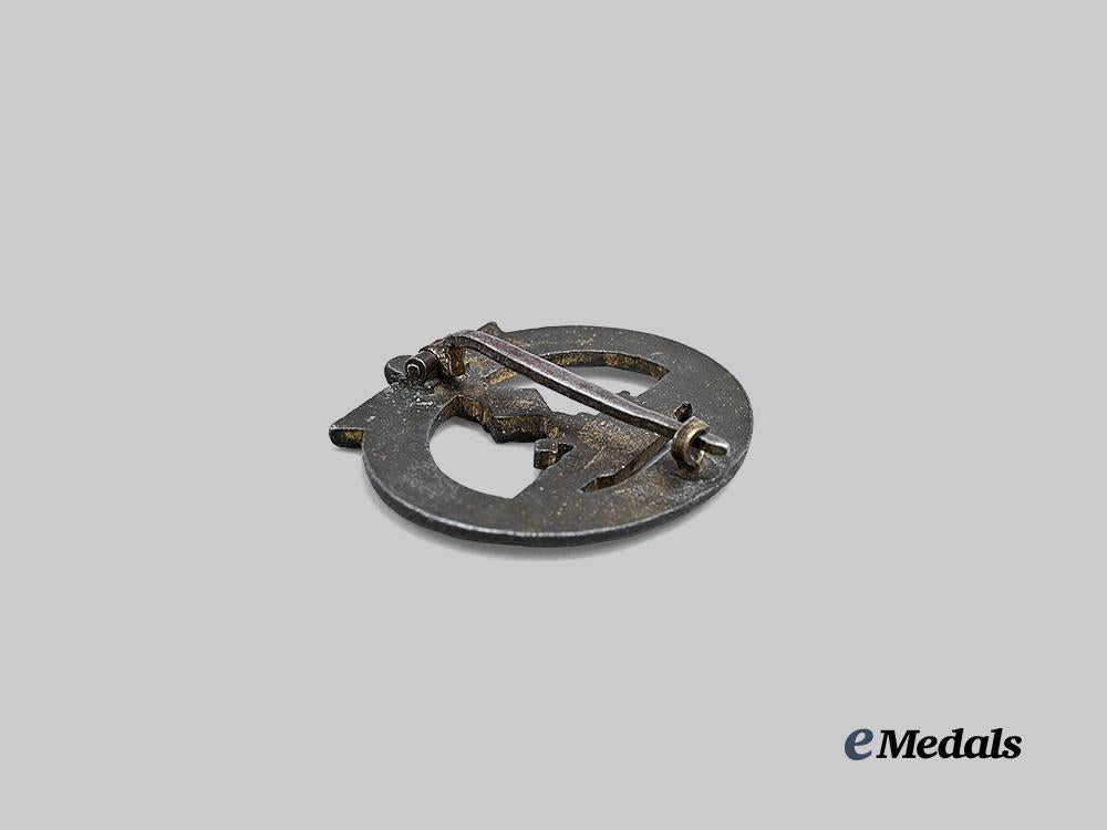 germany,_kriegsmarine._a_u-_boat_war_badge,_unmarked_variation1_example,_by_funcke&_brüninghaus_e_medals__g62289_4