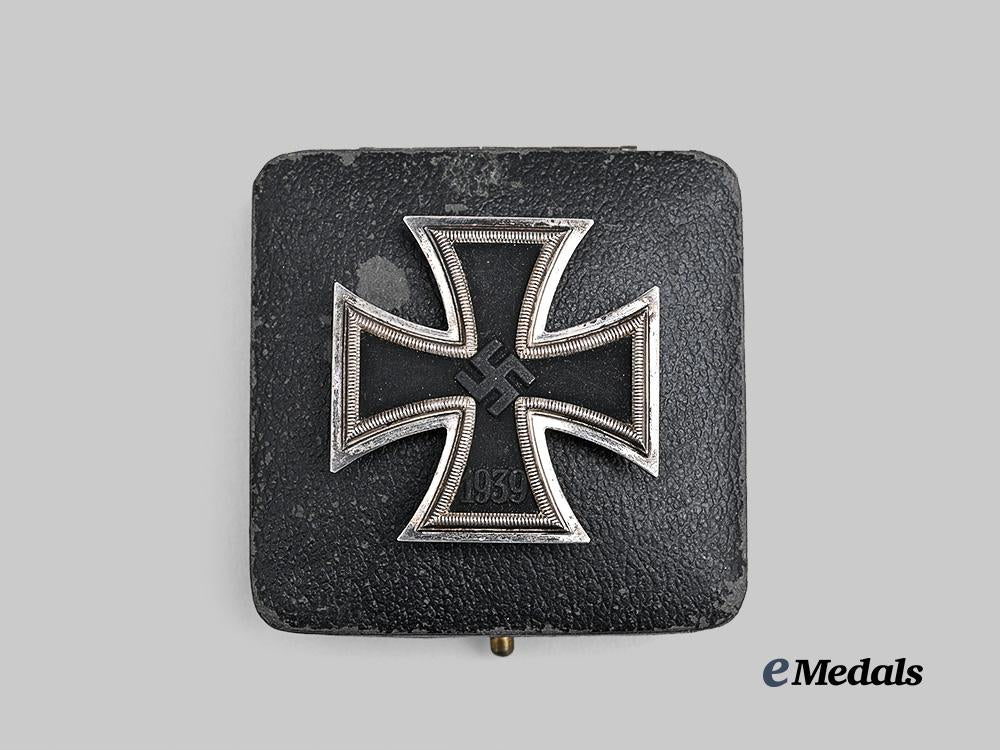 germany,_wehrmacht._a1939_iron_cross_i_class,_with_case,_by_klein&_quenzer_e_medals__g62292_4