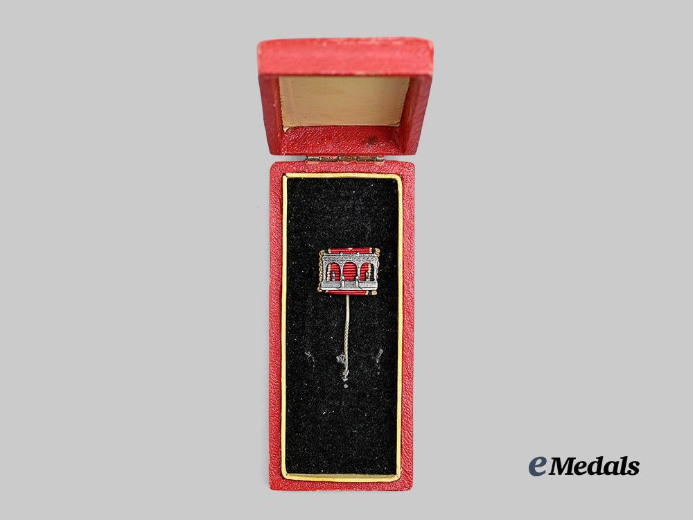 germany,_n_s_d_a_p._a_blood_order_stick_pin,_with_case_e_medals__g62305_3