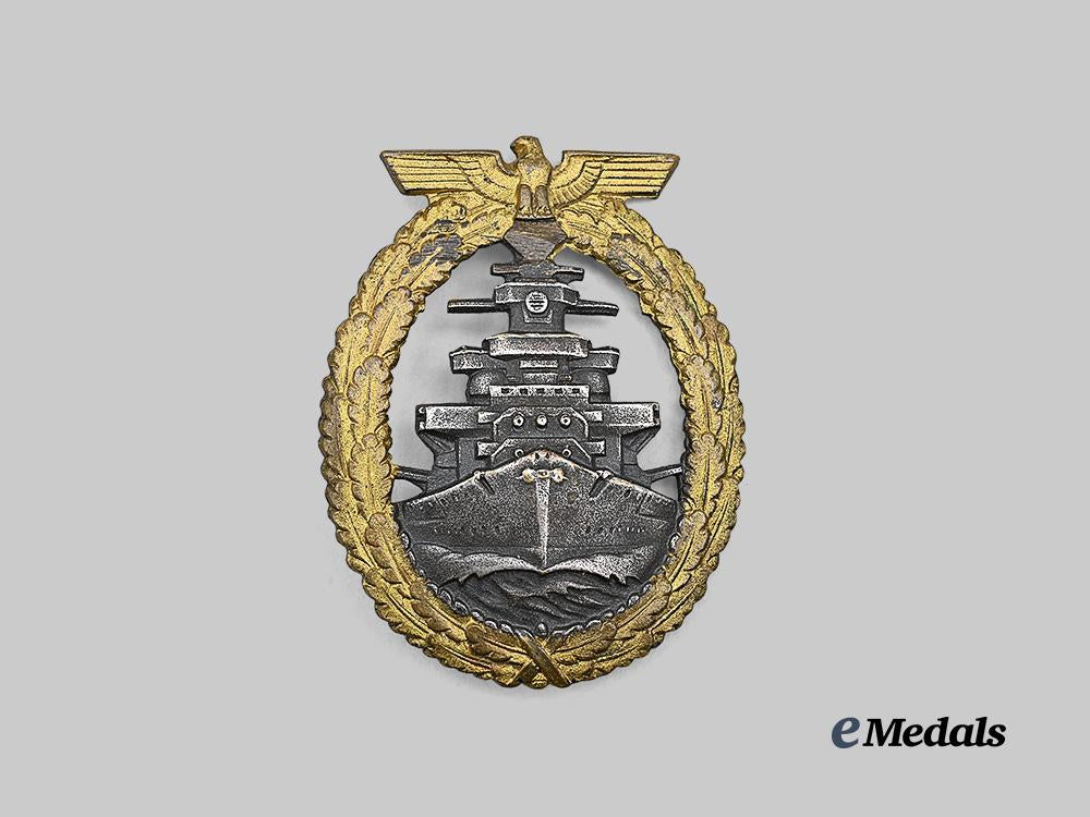 germany,_kriegsmarine._a_high_seas_fleet_badge,_modified_for_postwar_wear,_variation2_by_schwerin_e_medals__g62309_2